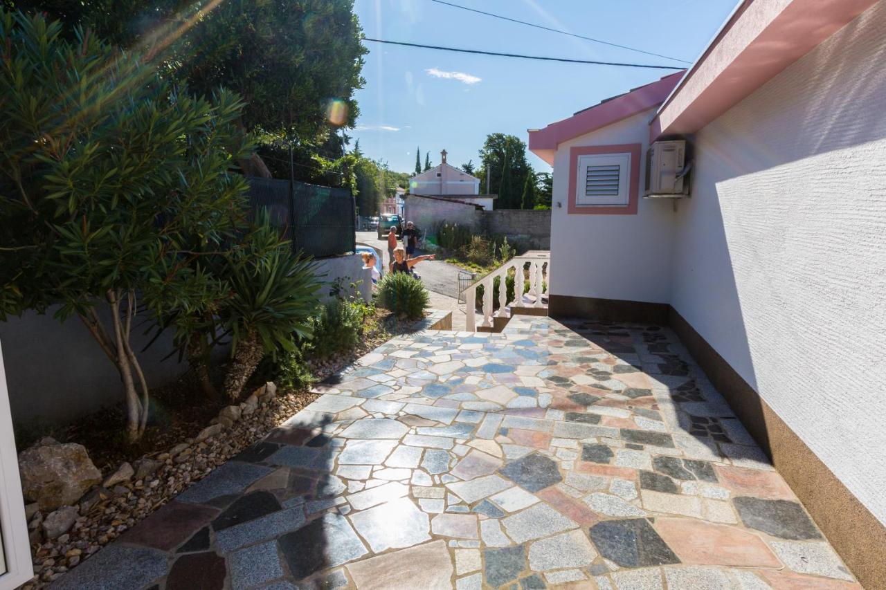 Apartman Andjelka Dramalj Exterior foto